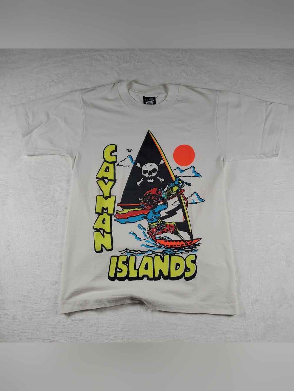 Vintage 80s Screen Stars Cayman Islands Pirate Single-Stitch Made In USA XS READ